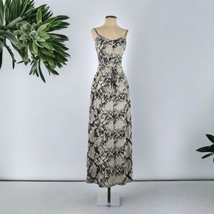 Love Squared Maxi Dress | SIZE S
